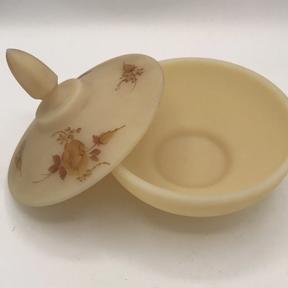 Hand-painted trinket / jewelry box